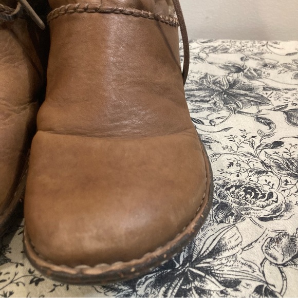 UGG Sz 9 Rianne Shearling Lined Leather Front Wrap Lace Ankle Booties - Picture 9 of 16